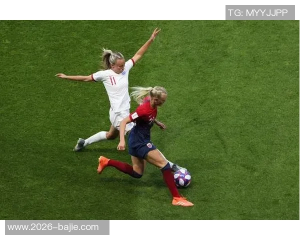 瓦妮莎携子女与坎迪斯帕克共赏道奇队晋级世界大赛精彩瞬间