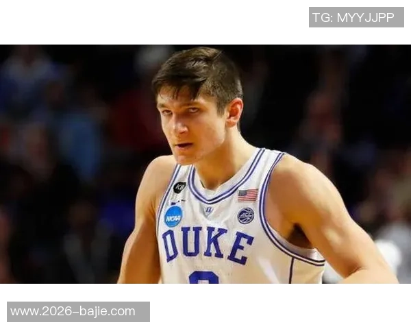 格雷森阿伦表现出色8投4中贡献11分3篮板2助攻助力球队胜利 格雷森阿伦表现出色8投4中贡献11分3篮板2助攻助力球队胜利